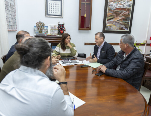 Olivia Duque refuerza con el Consorcio del  Agua la hoja de ruta para garantizar el abastecimiento y reducir pérdidas en Teguise