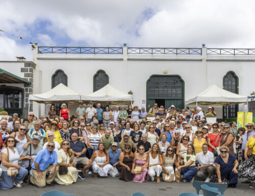 Más de 260 mayores de Teguise disfrutan de una jornada de convivencia en la Feria de Artesanía